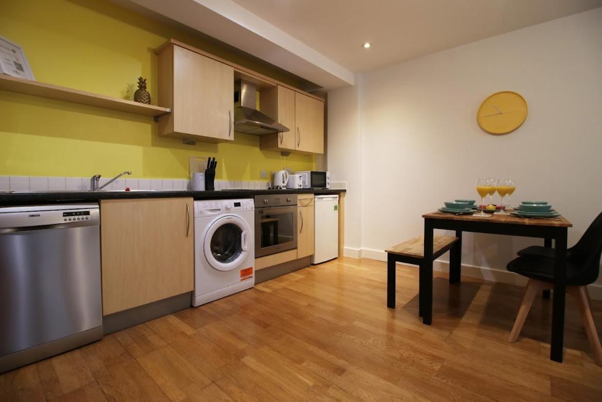 Bright 1Bedroom Apartment, Central Location With Balcony Bristol Dış mekan fotoğraf