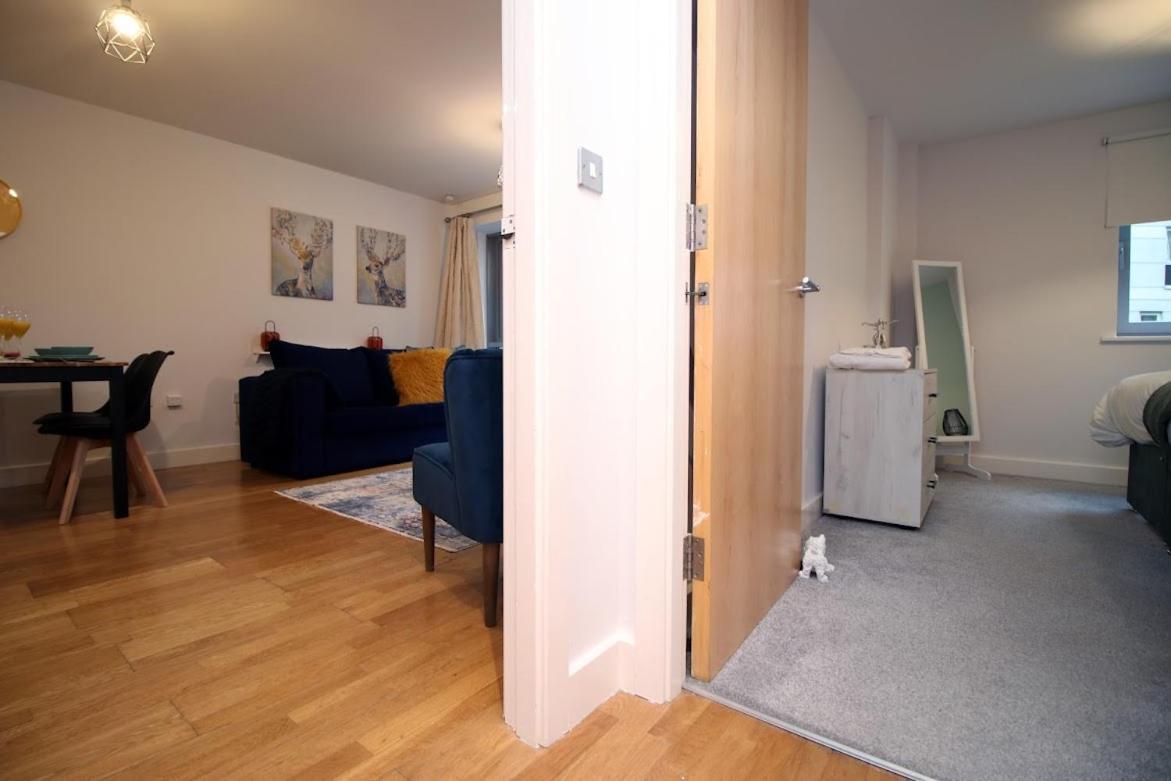 Bright 1Bedroom Apartment, Central Location With Balcony Bristol Dış mekan fotoğraf